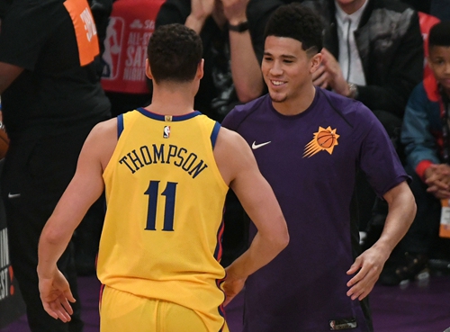 于首要持球 于首要持球